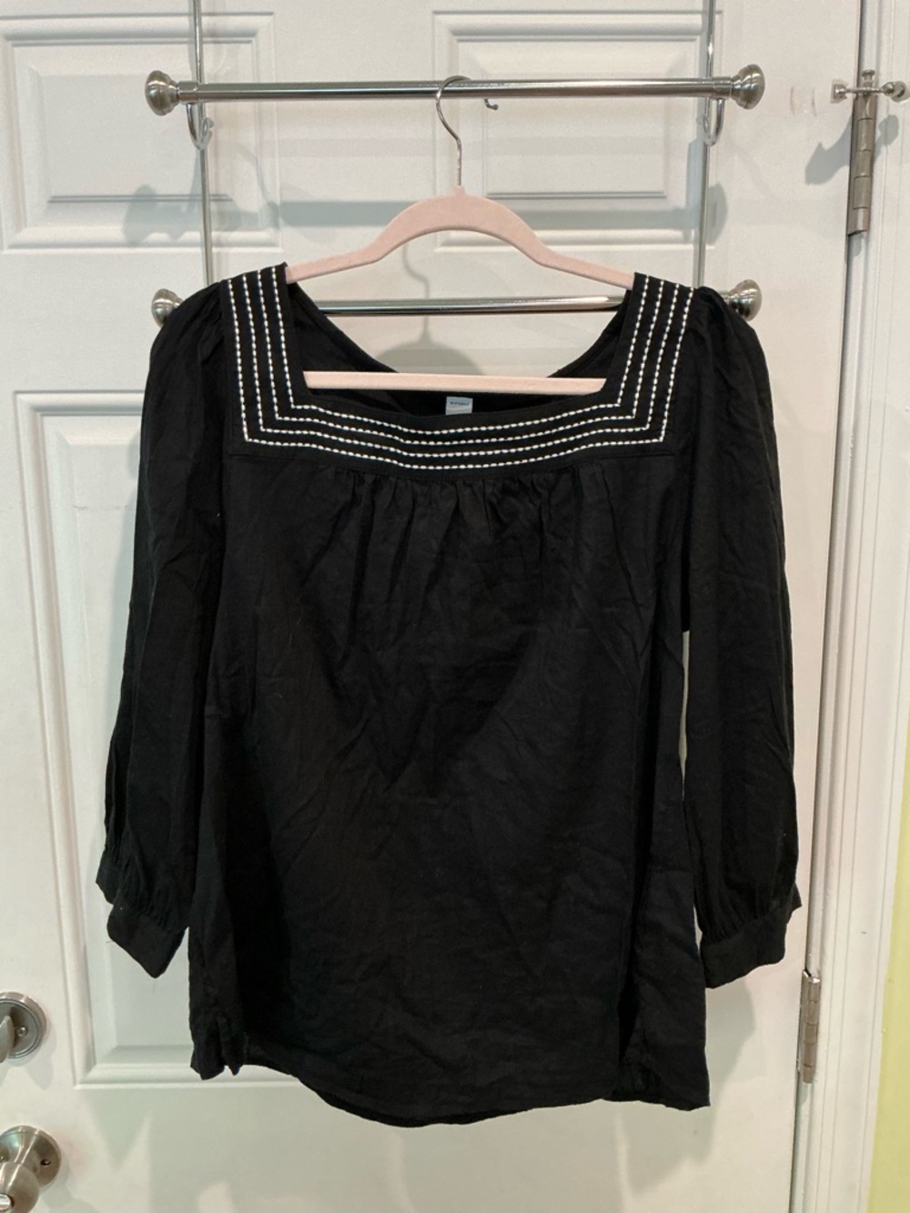 Old Navy Black Square-Neck Embroidered Blouse